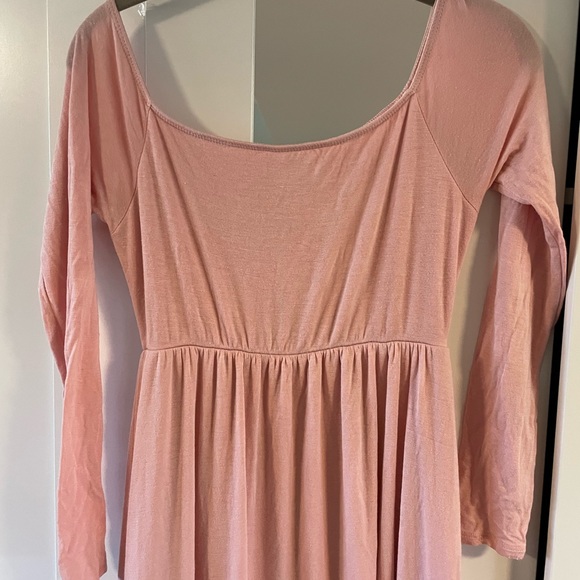 Pinkblush off shoulder maternity dress - Picture 3 of 5